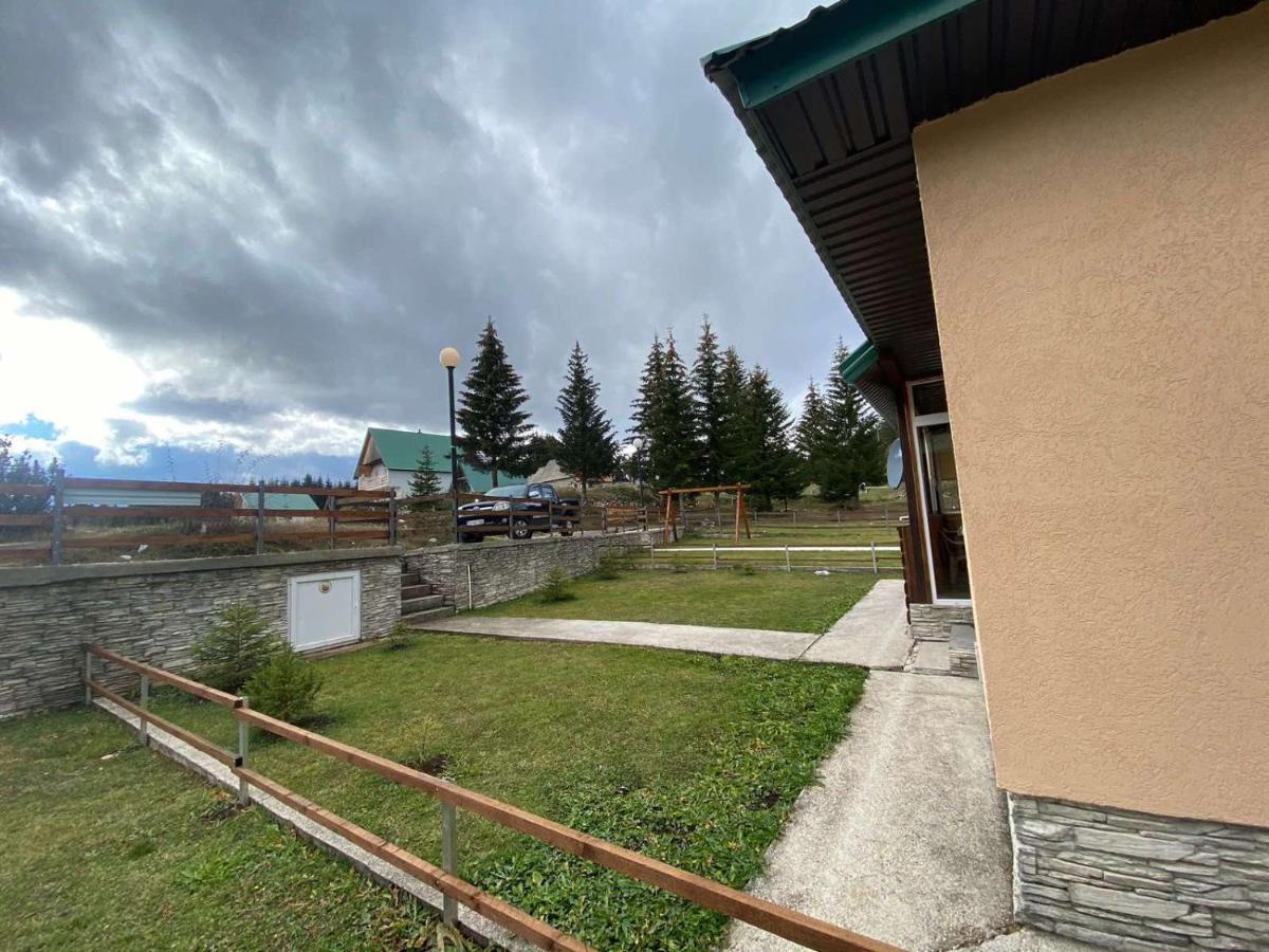 Guest House Kankaras Zabljak  Bagian luar foto